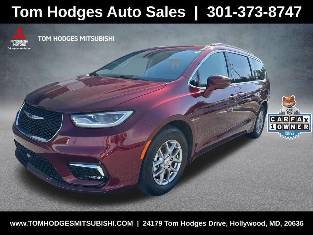 used 2021 Chrysler Pacifica car, priced at $26,997