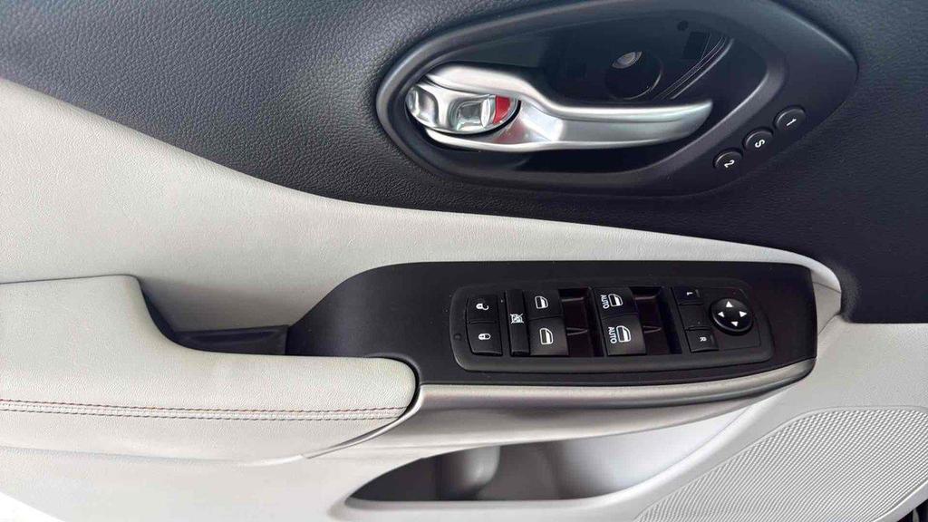 used 2019 Jeep Cherokee car, priced at $21,000