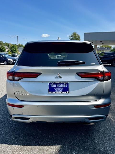 new 2024 Mitsubishi Outlander car, priced at $32,998