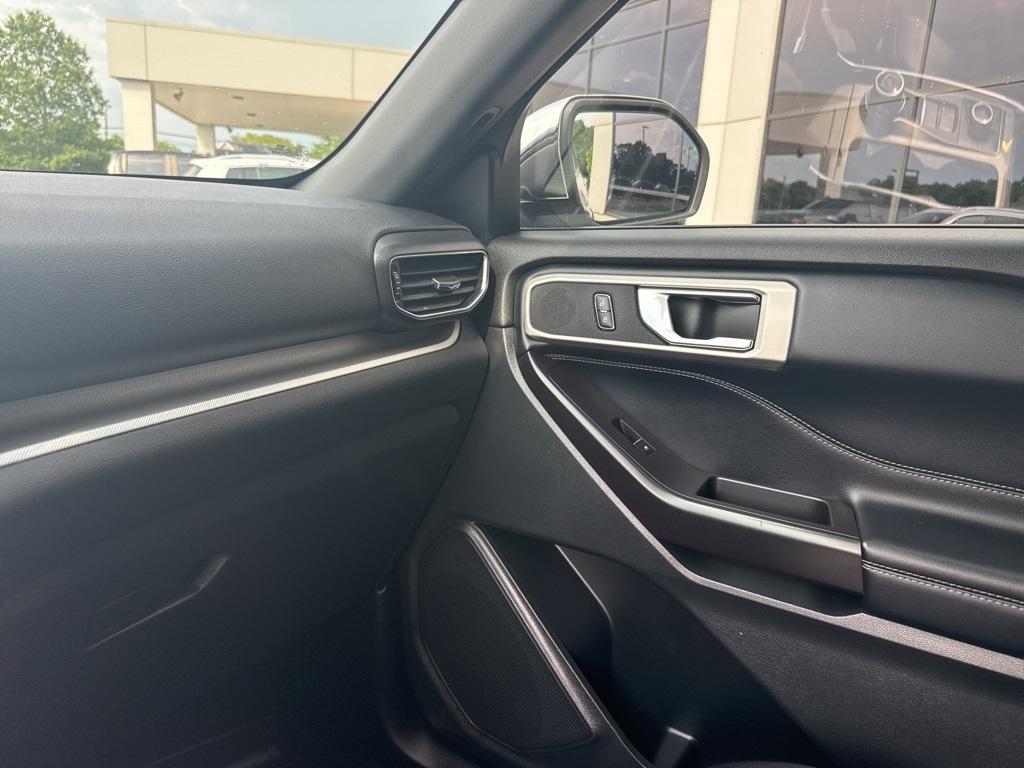 used 2020 Ford Explorer car, priced at $26,999