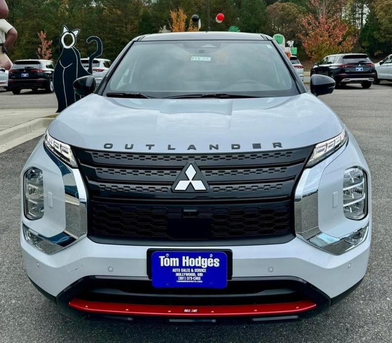 new 2024 Mitsubishi Outlander car, priced at $33,499