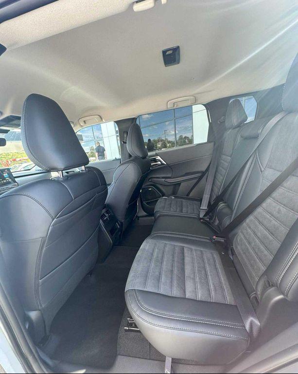 new 2025 Mitsubishi Outlander car, priced at $37,800