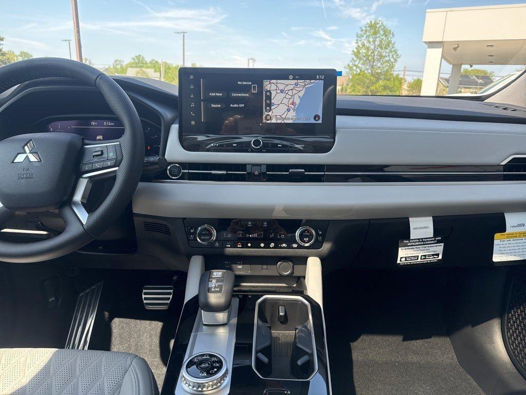 new 2025 Mitsubishi Outlander car, priced at $42,299