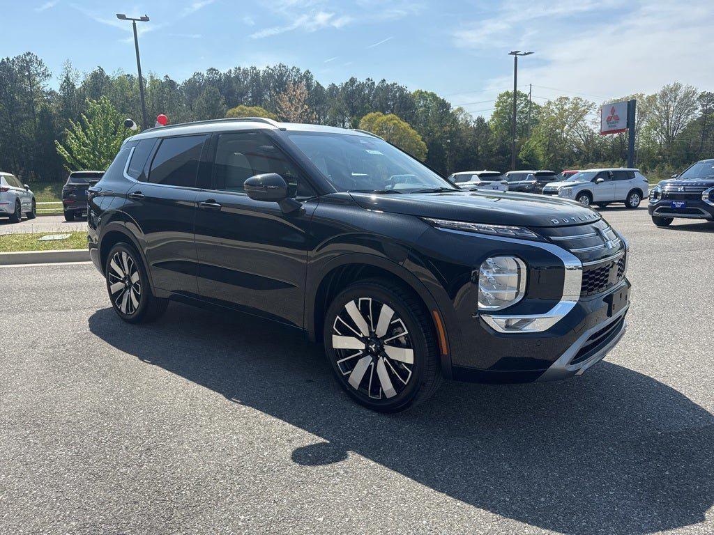 new 2025 Mitsubishi Outlander car, priced at $42,299