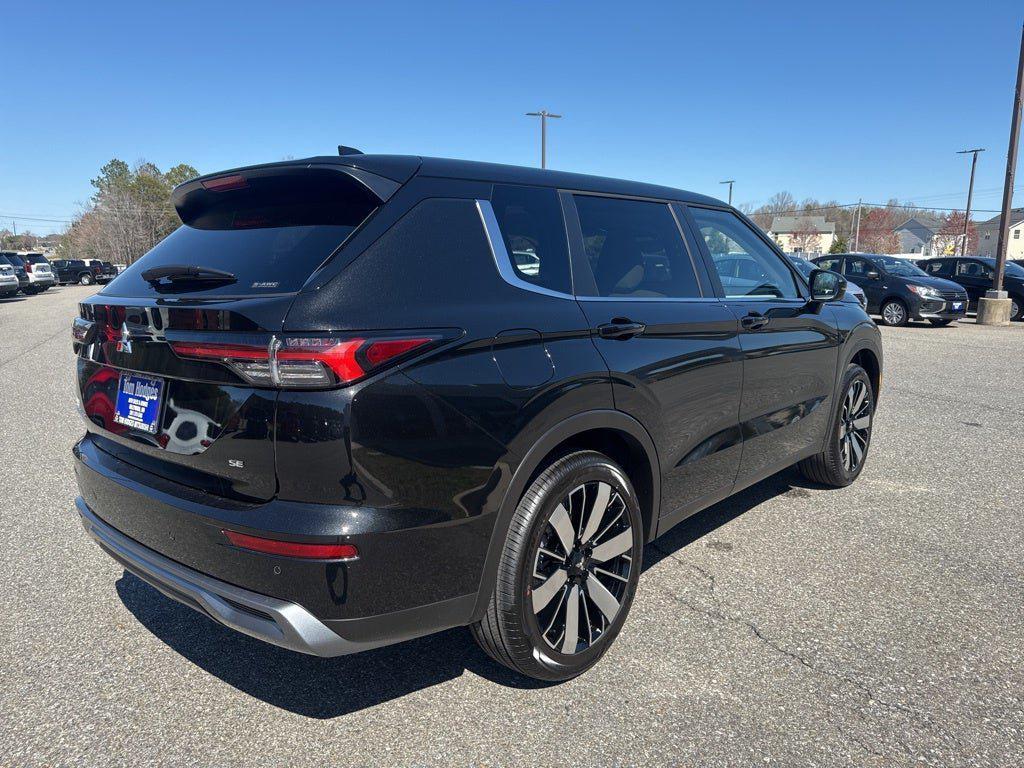 new 2025 Mitsubishi Outlander car, priced at $34,437