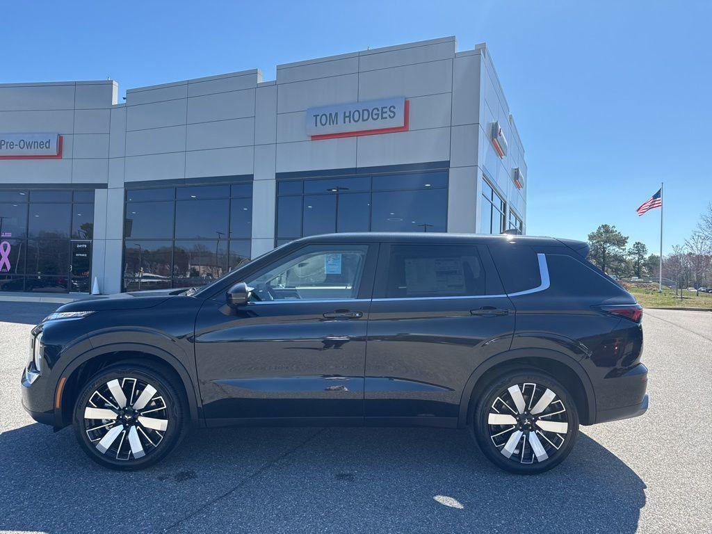 new 2025 Mitsubishi Outlander car, priced at $35,665