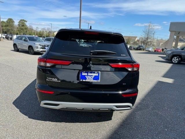 new 2024 Mitsubishi Outlander car, priced at $34,997