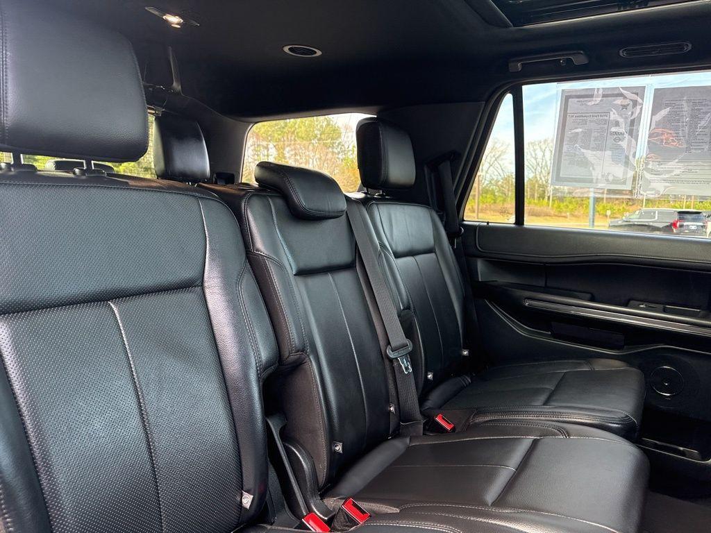 used 2018 Ford Expedition car, priced at $25,999