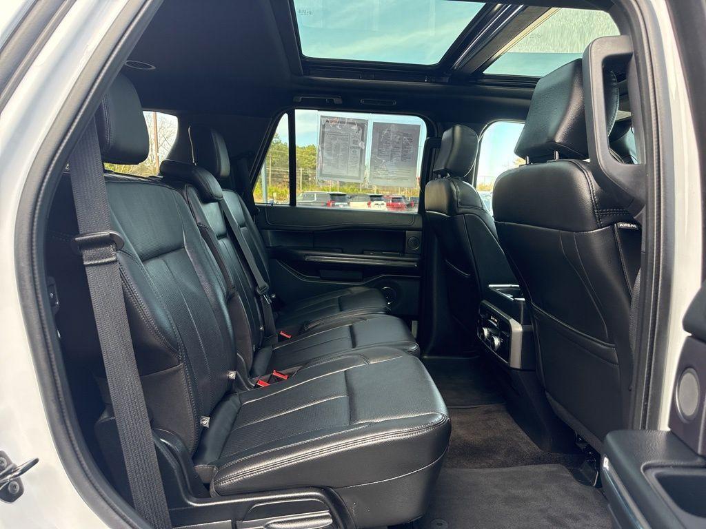 used 2018 Ford Expedition car, priced at $25,999