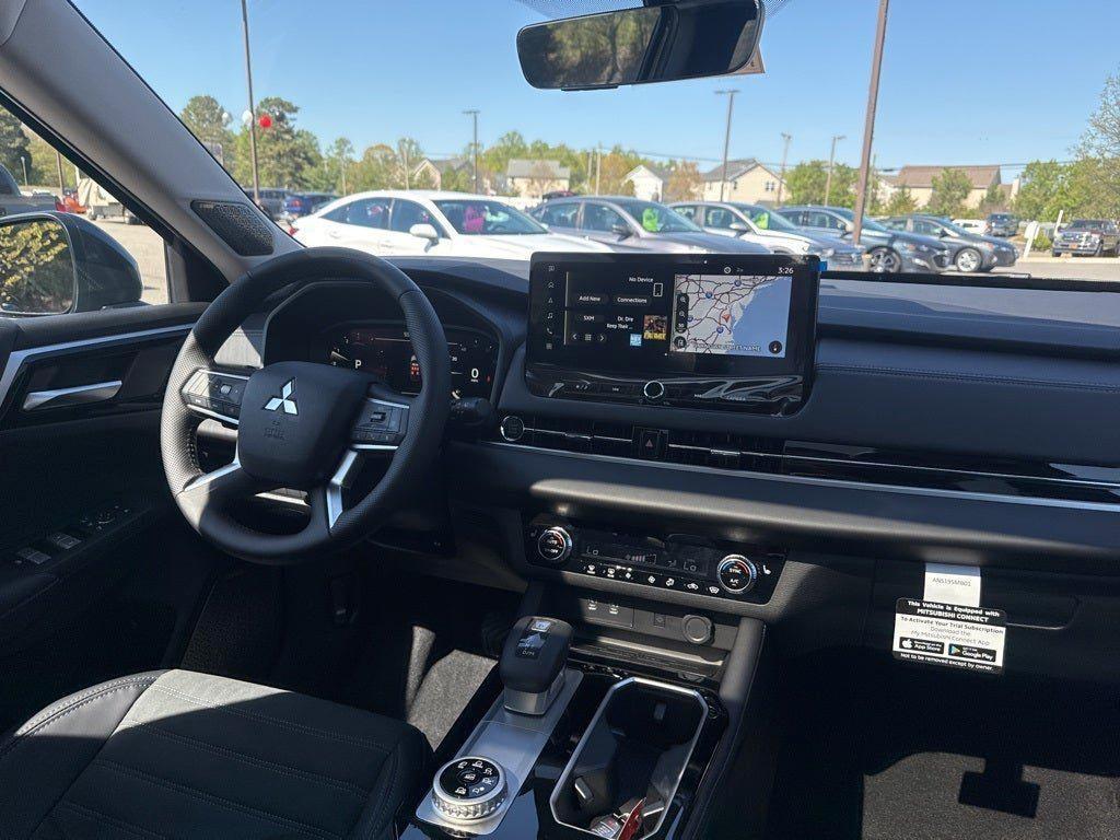 new 2025 Mitsubishi Outlander car, priced at $36,532