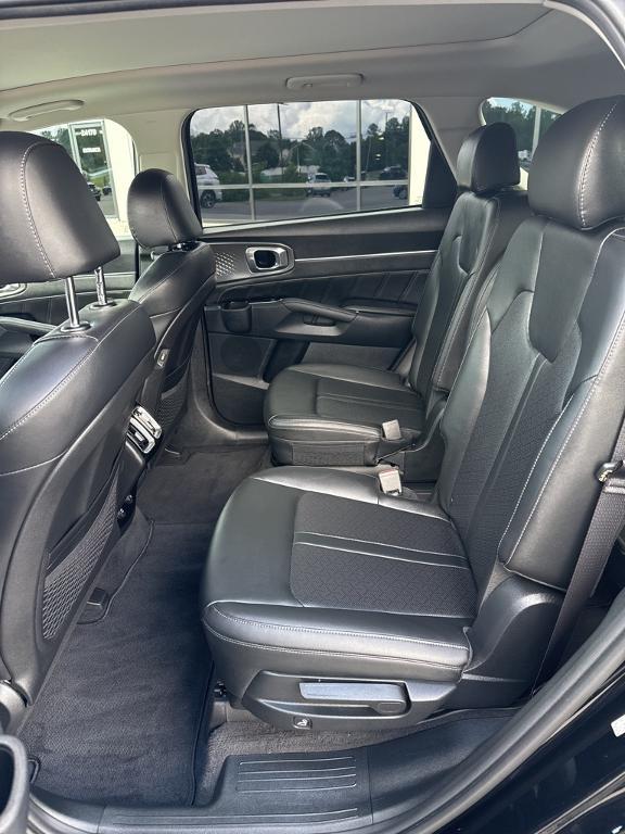 used 2022 Kia Sorento car, priced at $27,998