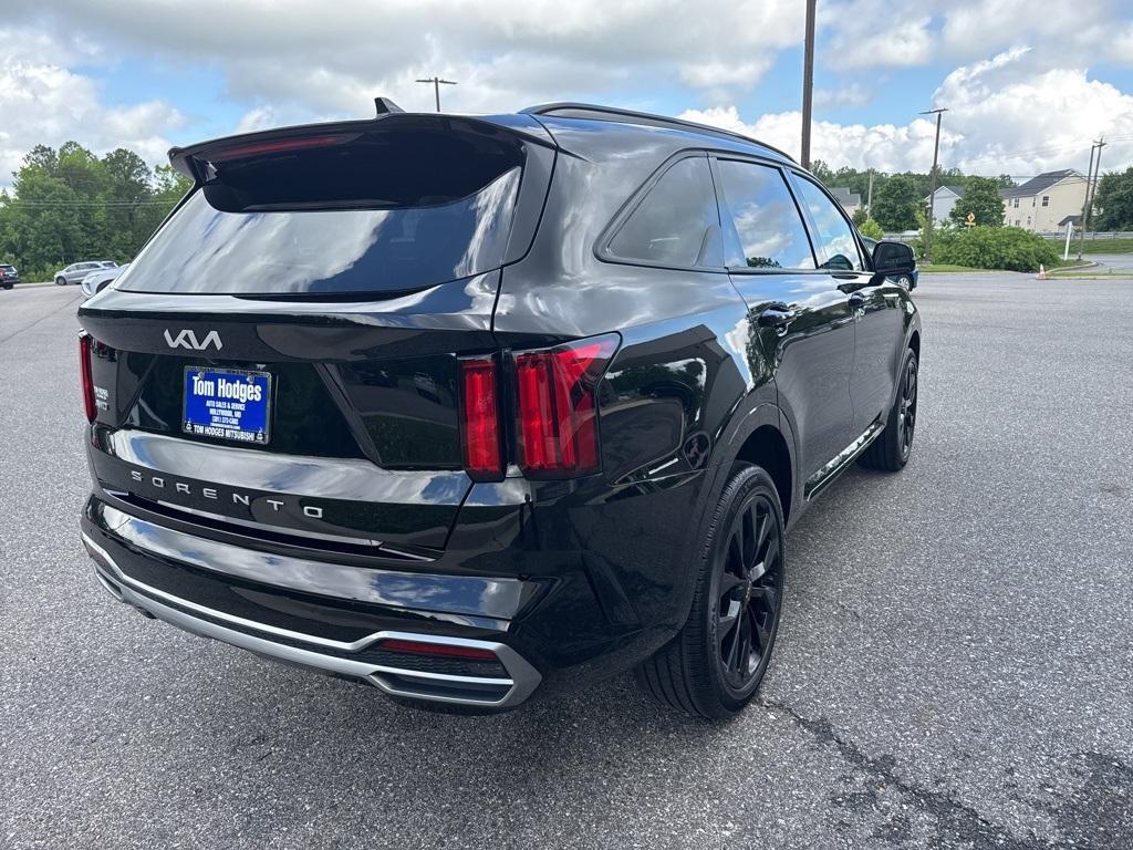 used 2022 Kia Sorento car, priced at $27,998