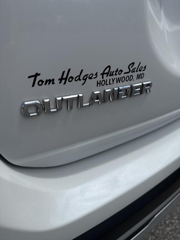 used 2020 Mitsubishi Outlander car, priced at $14,995