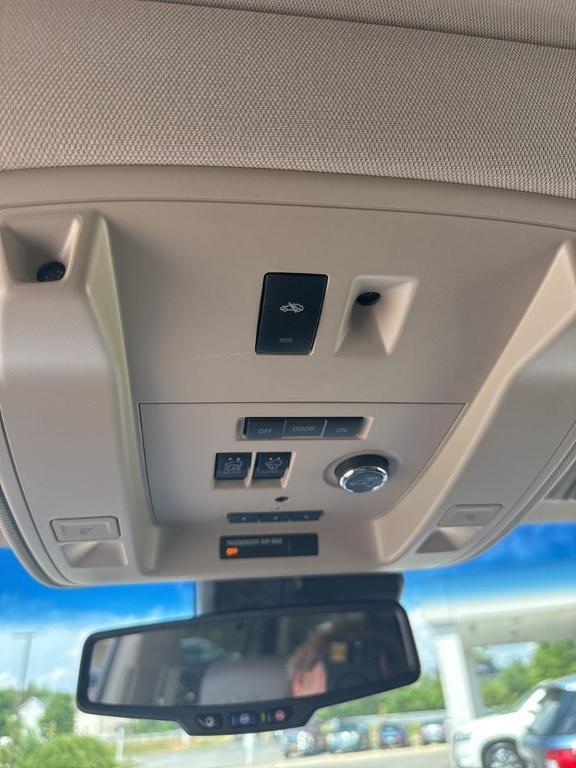 used 2019 GMC Yukon car, priced at $41,995