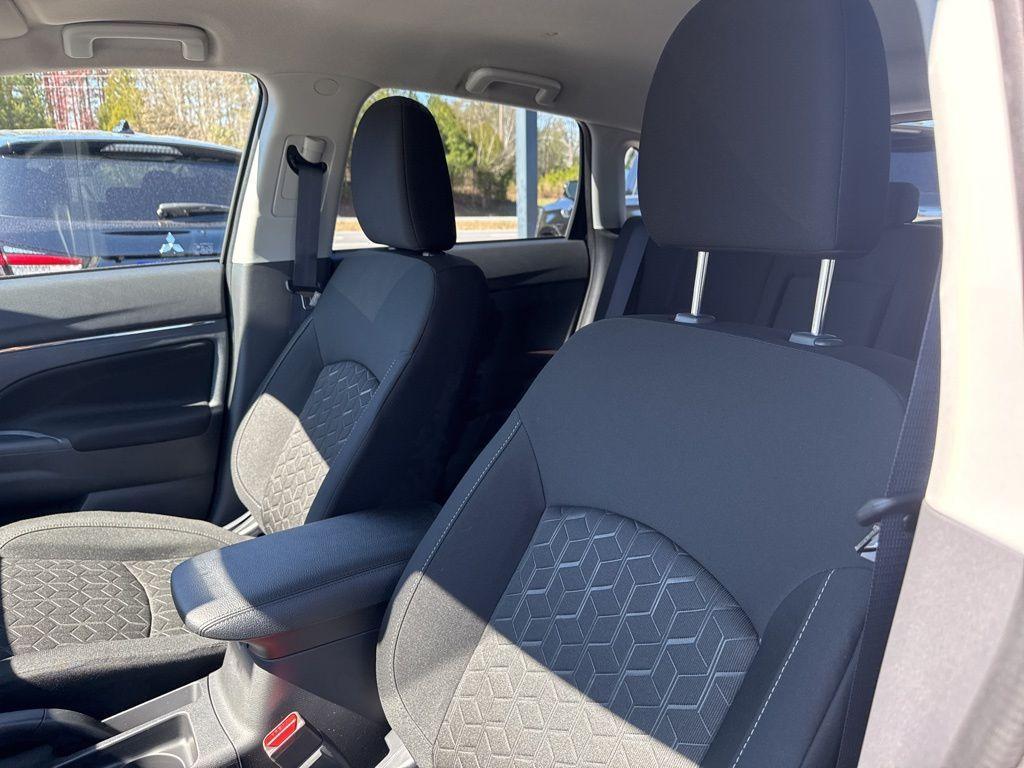 new 2025 Mitsubishi Outlander Sport car, priced at $28,210