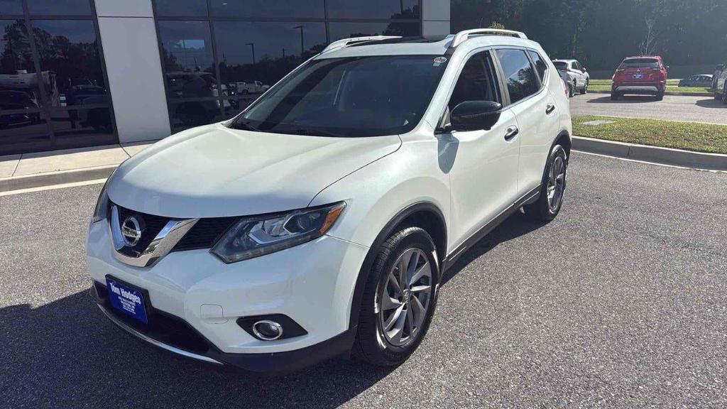 used 2016 Nissan Rogue car, priced at $10,995