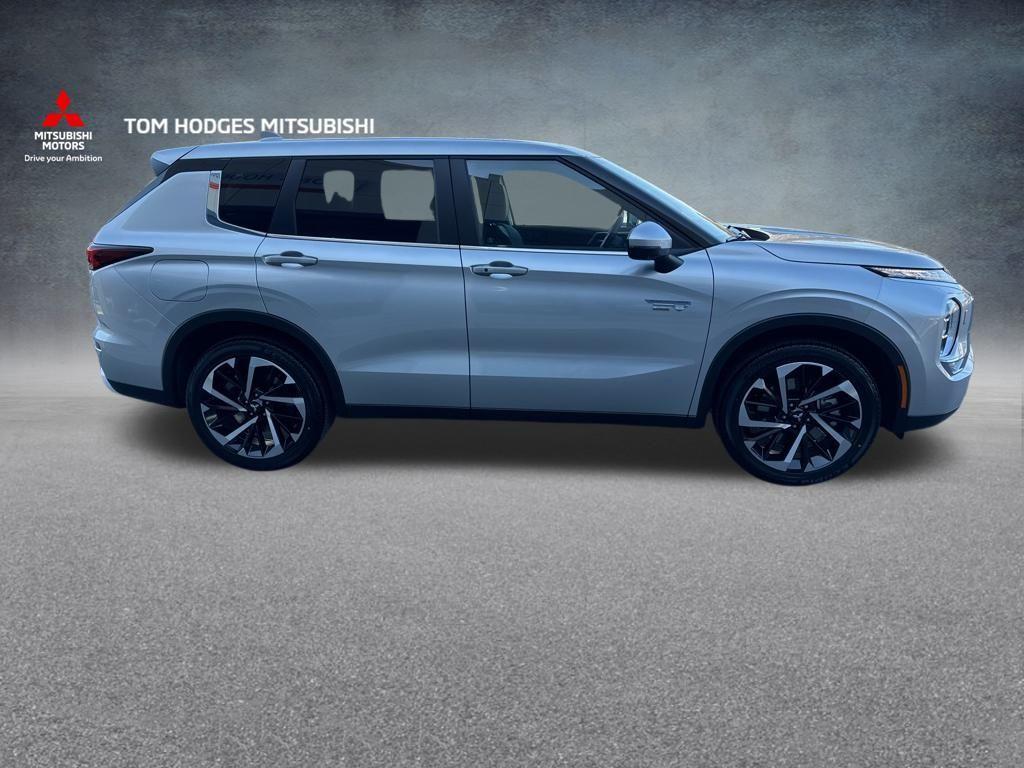 new 2025 Mitsubishi Outlander PHEV car, priced at $42,988