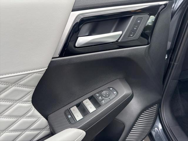 new 2025 Mitsubishi Outlander PHEV car, priced at $44,988