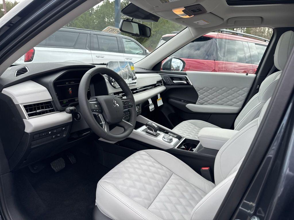 new 2025 Mitsubishi Outlander PHEV car, priced at $44,988