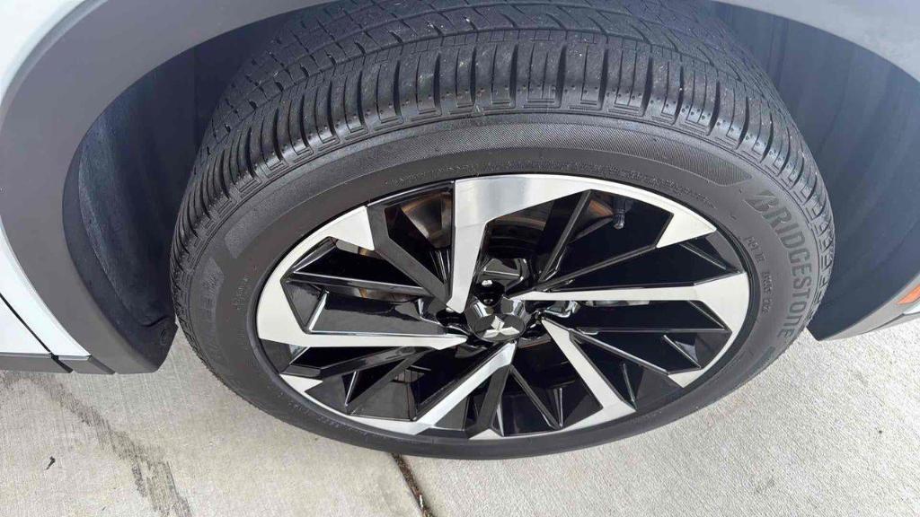 used 2023 Mitsubishi Outlander car, priced at $29,995