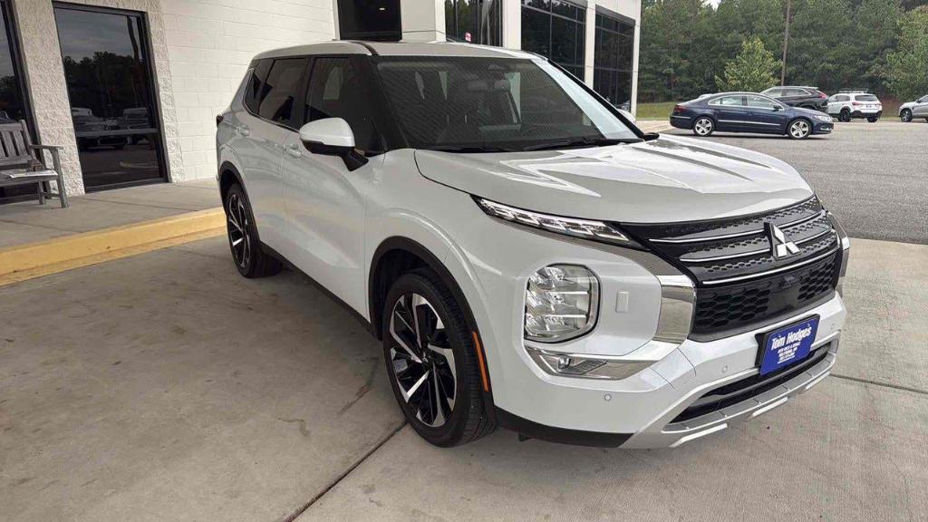 used 2023 Mitsubishi Outlander car, priced at $29,995