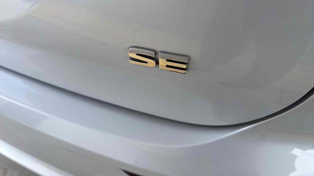 used 2023 Mitsubishi Outlander car, priced at $29,995