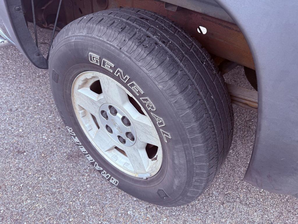 used 2006 Chevrolet Silverado 1500 car, priced at $3,995