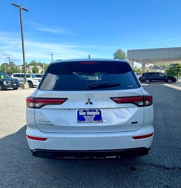 new 2024 Mitsubishi Outlander car, priced at $36,699