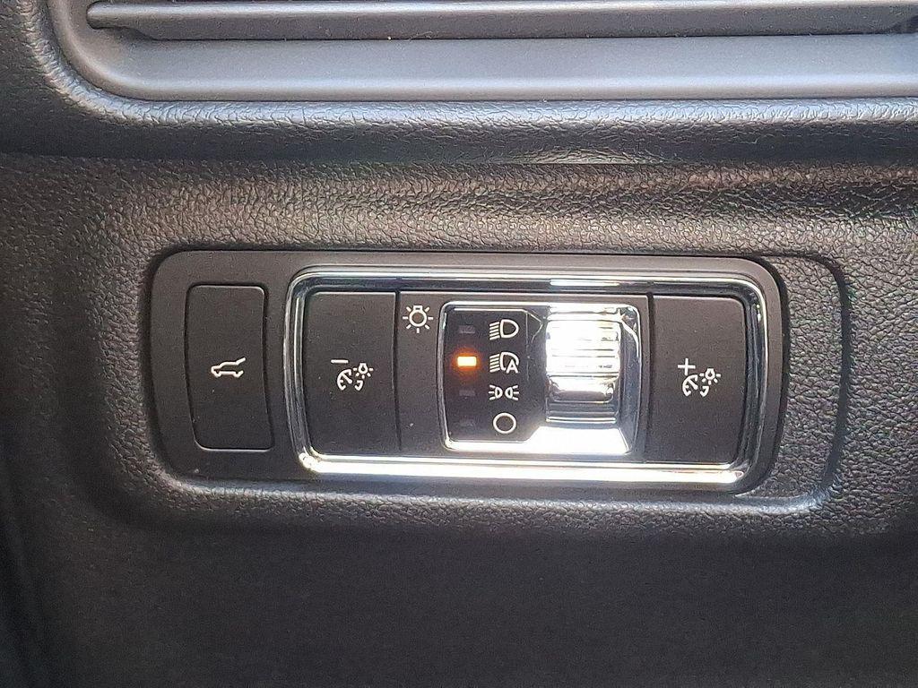 new 2025 Lincoln Corsair car, priced at $42,748