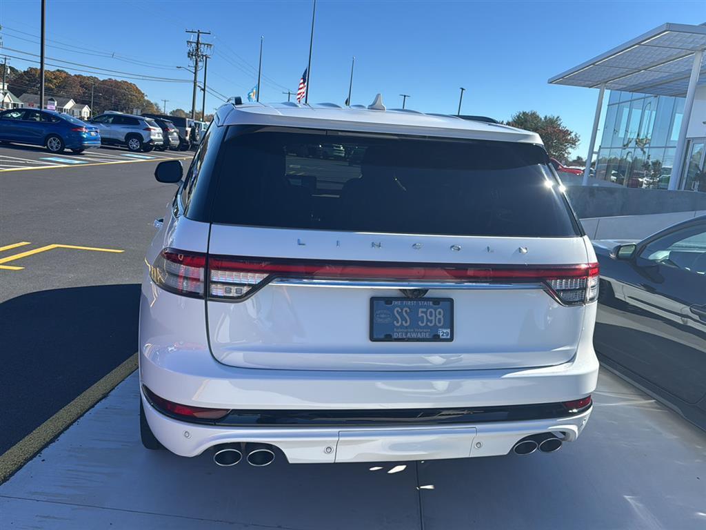used 2024 Lincoln Aviator car, priced at $57,222