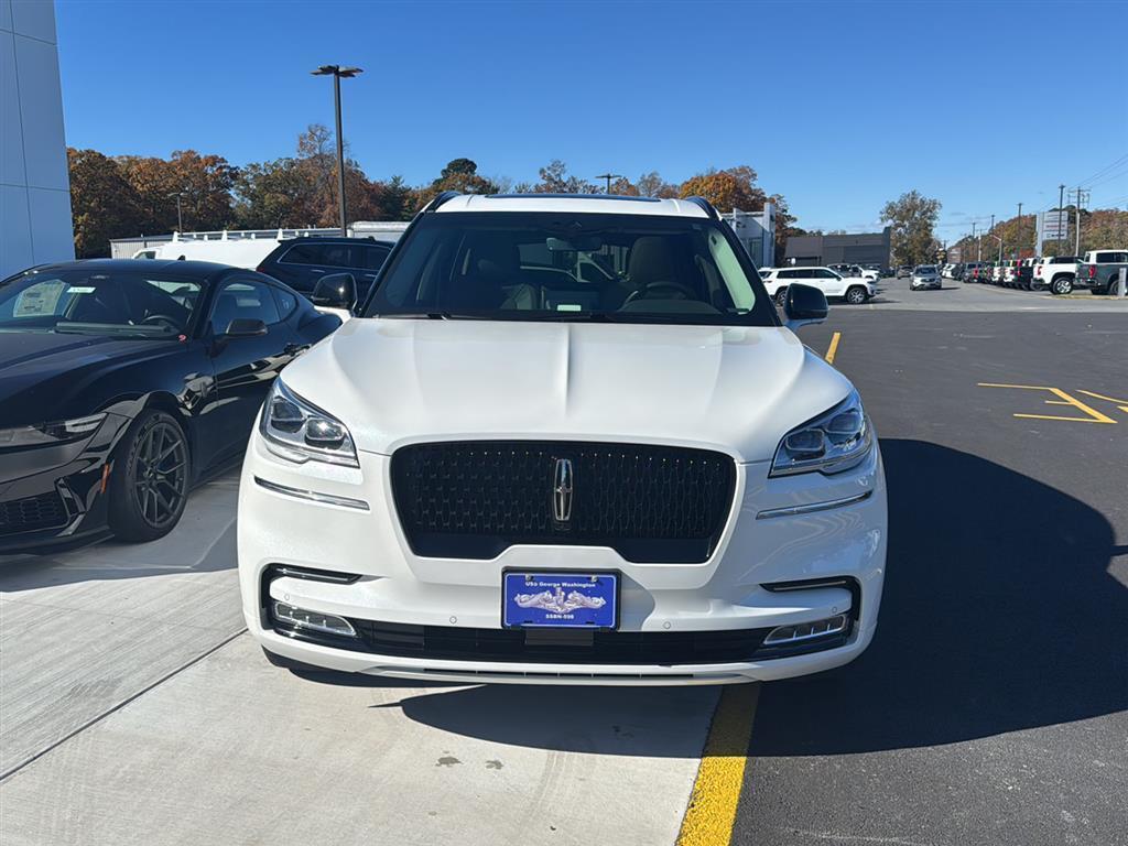 used 2024 Lincoln Aviator car, priced at $57,222