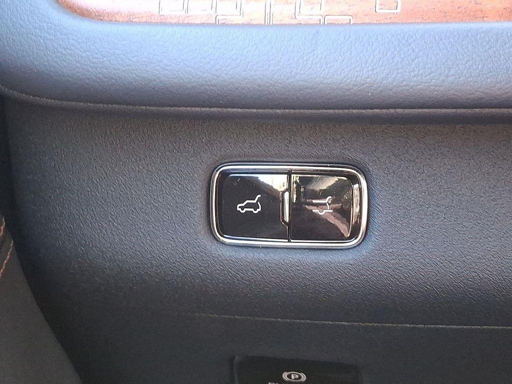 new 2025 Lincoln Navigator car, priced at $124,835