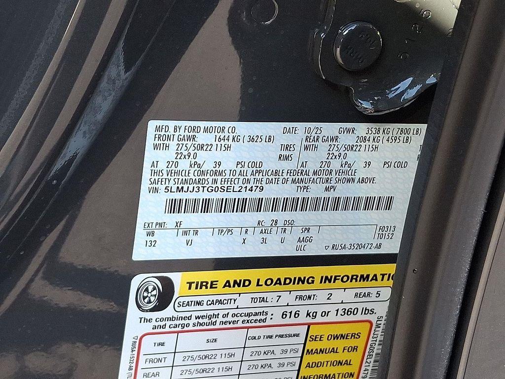 new 2025 Lincoln Navigator car, priced at $124,835