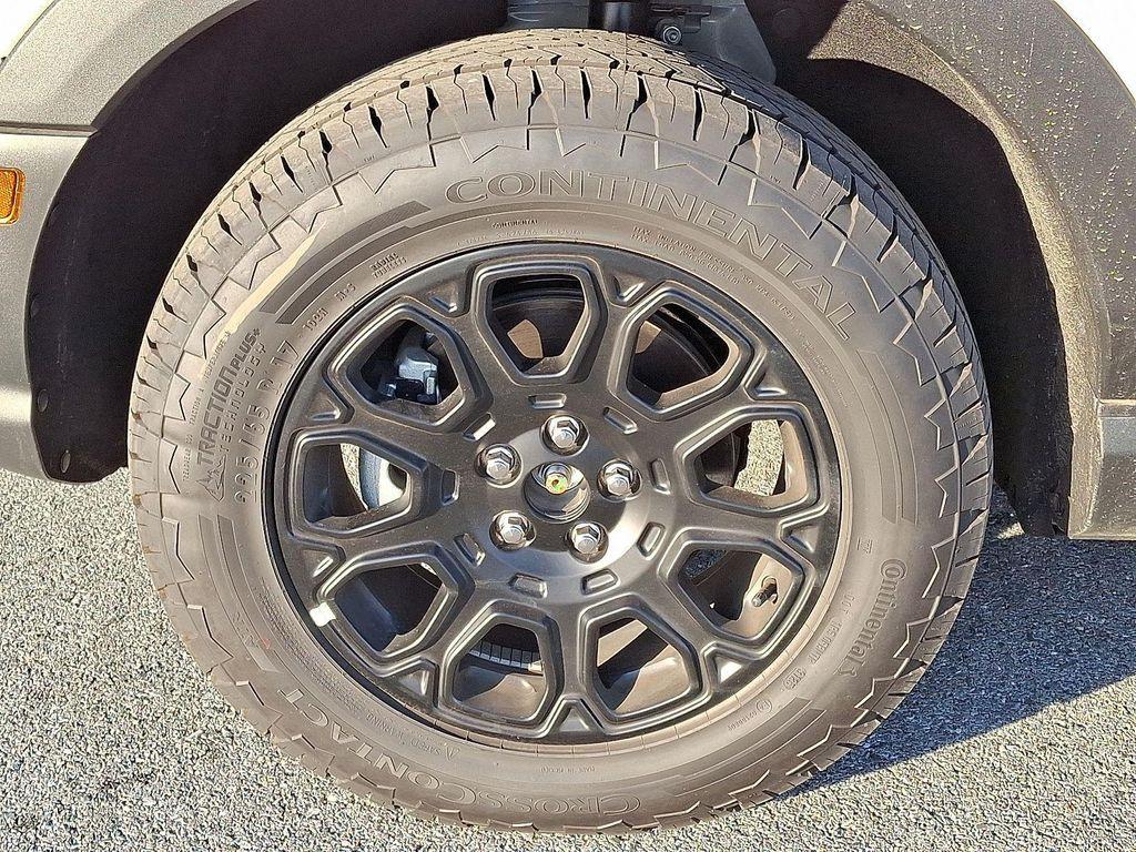 new 2025 Ford Bronco Sport car, priced at $40,945