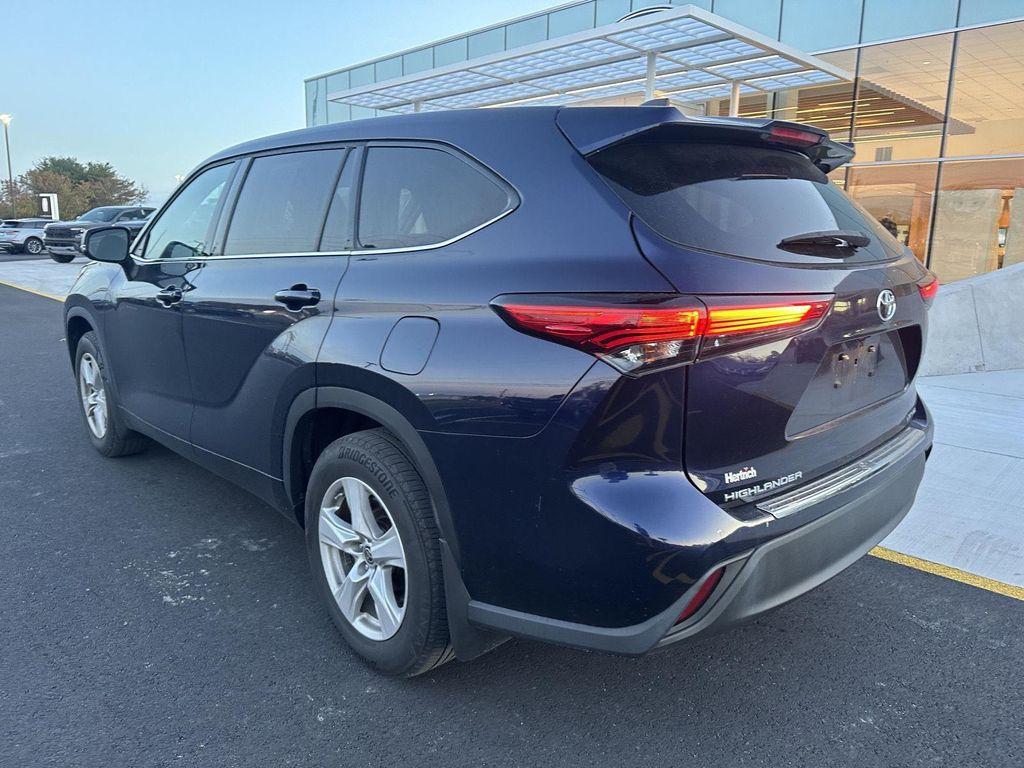 used 2022 Toyota Highlander car, priced at $30,895