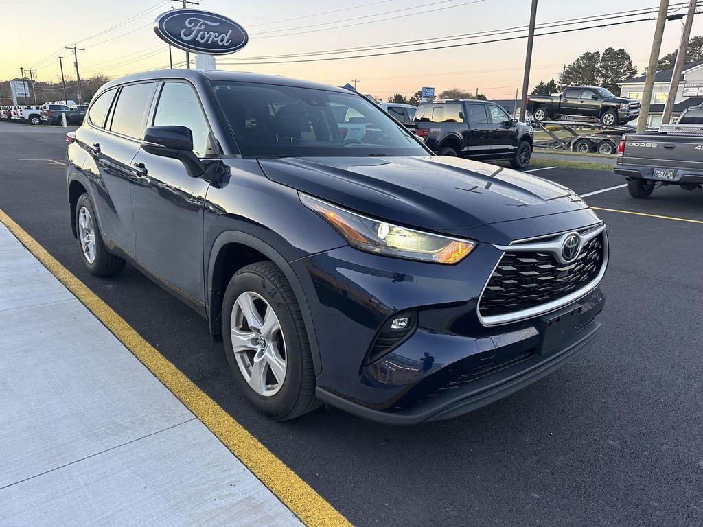 used 2022 Toyota Highlander car, priced at $30,895