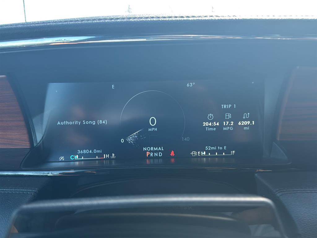 used 2024 Lincoln Navigator car, priced at $69,883