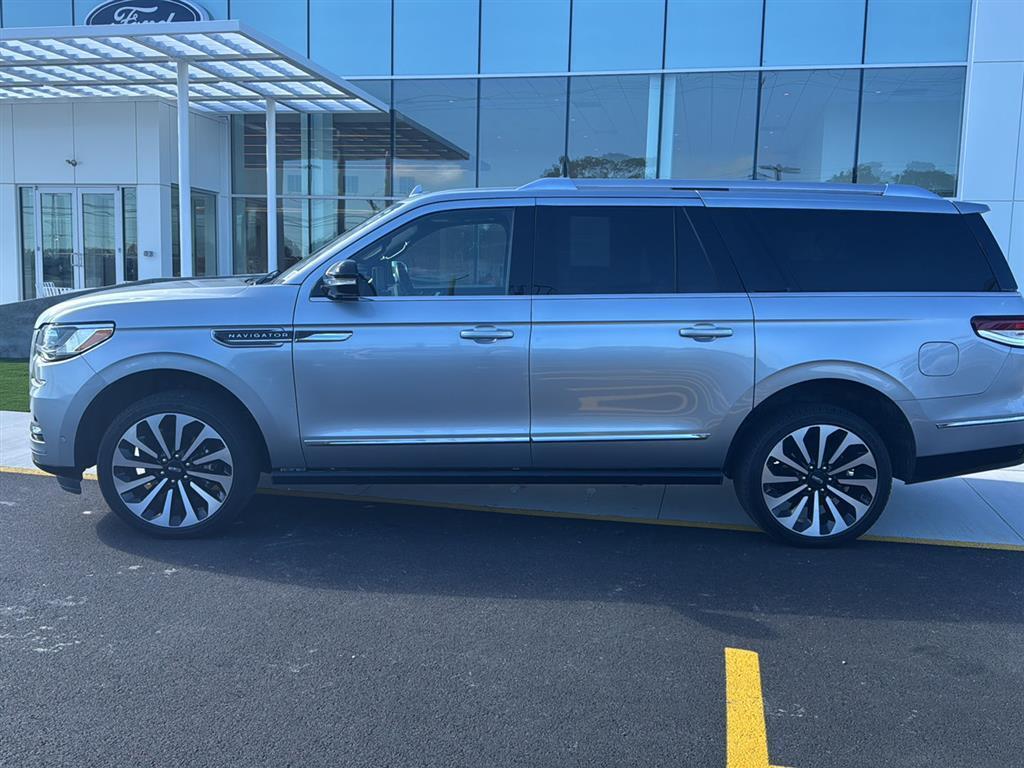 used 2024 Lincoln Navigator car, priced at $69,883