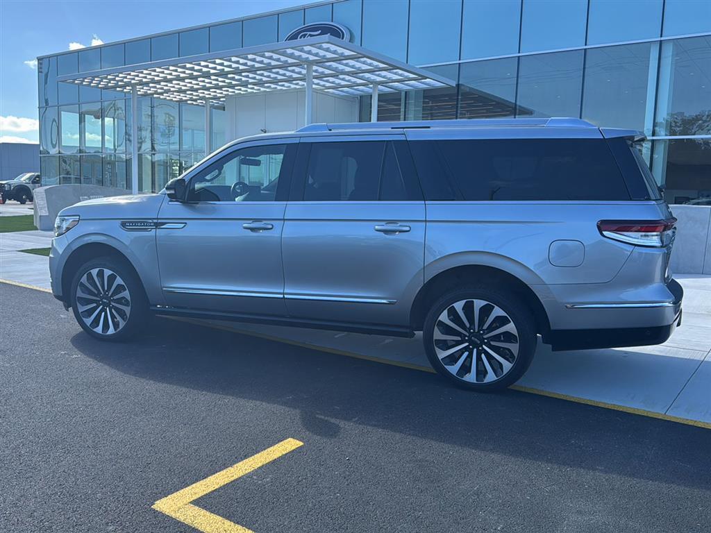 used 2024 Lincoln Navigator car, priced at $69,883
