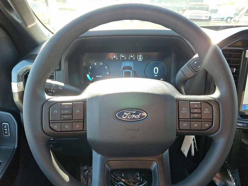 new 2025 Ford F-150 car, priced at $47,090