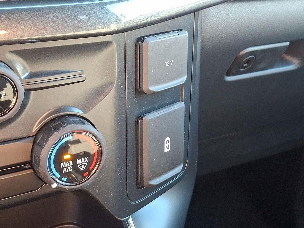 new 2025 Ford F-150 car, priced at $50,138