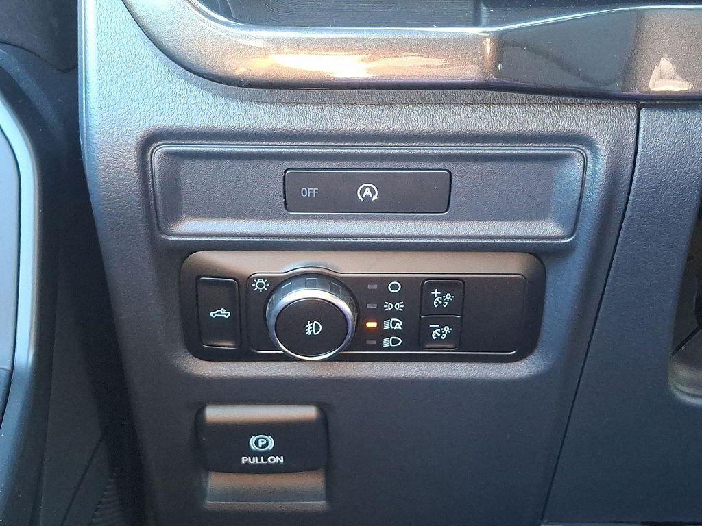 new 2025 Ford F-150 car, priced at $50,138