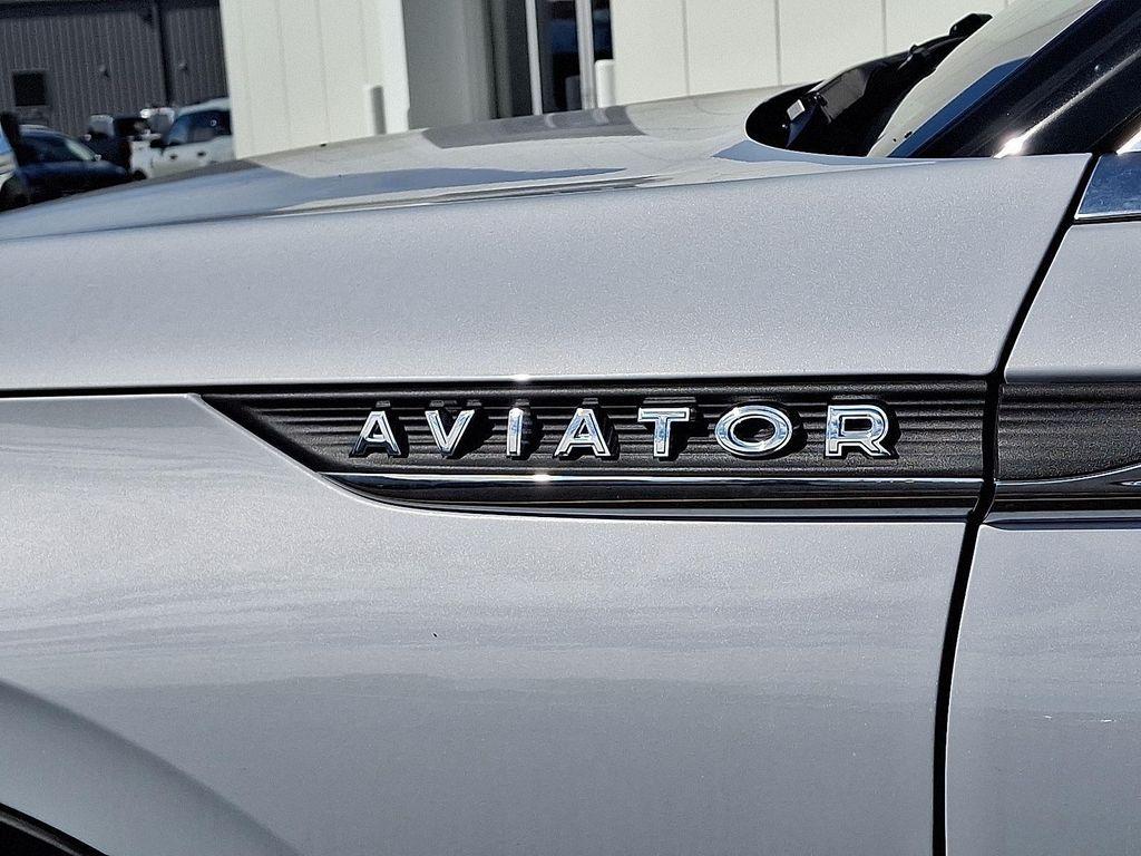 new 2025 Lincoln Aviator car, priced at $68,040