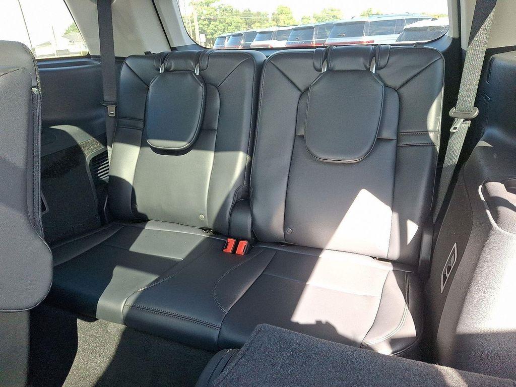 new 2025 Lincoln Aviator car, priced at $65,030