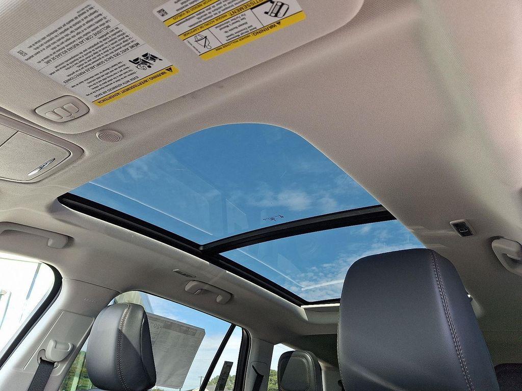 new 2025 Lincoln Aviator car, priced at $65,030