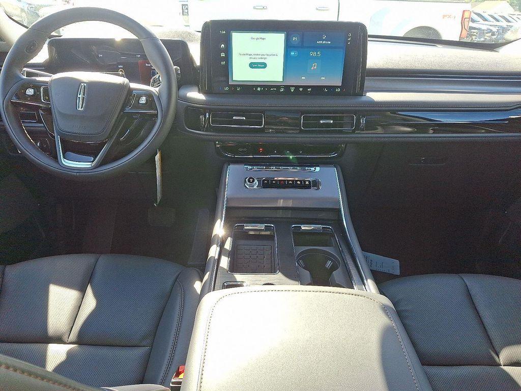 new 2025 Lincoln Aviator car, priced at $65,030