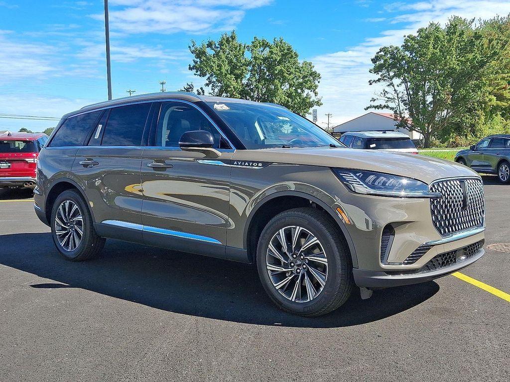 new 2025 Lincoln Aviator car, priced at $65,030