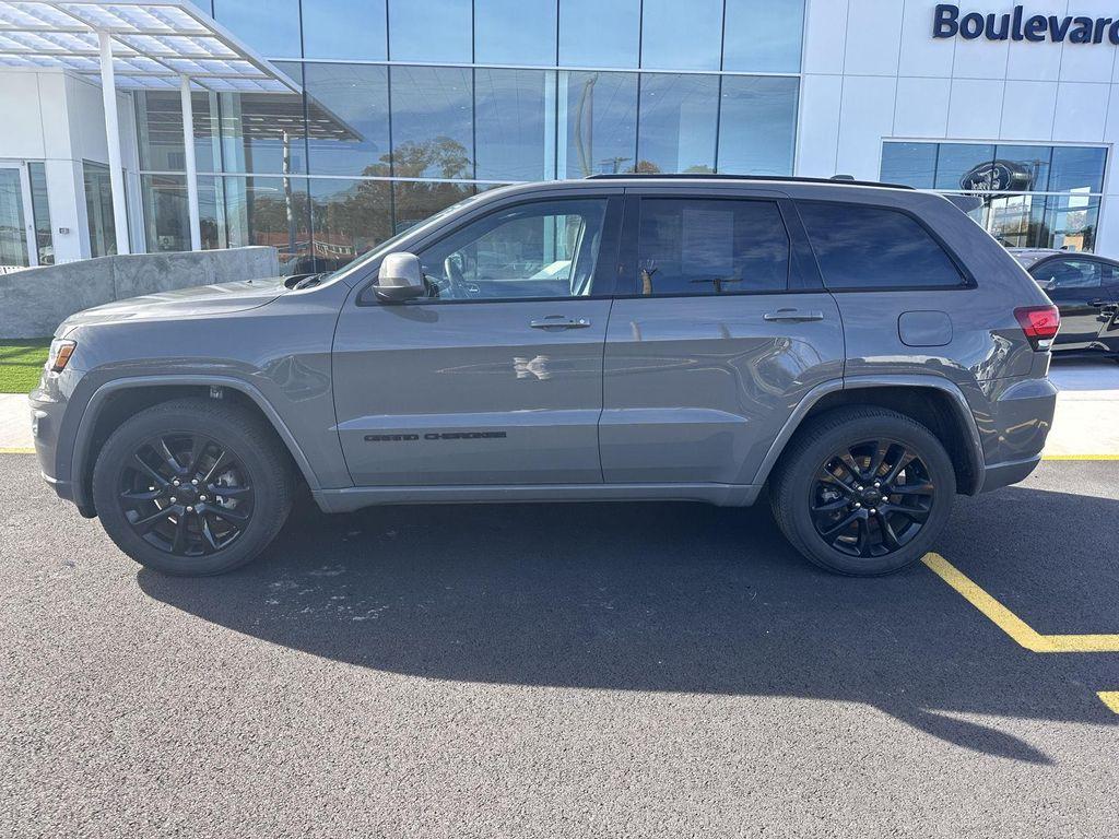used 2020 Jeep Grand Cherokee car, priced at $23,303