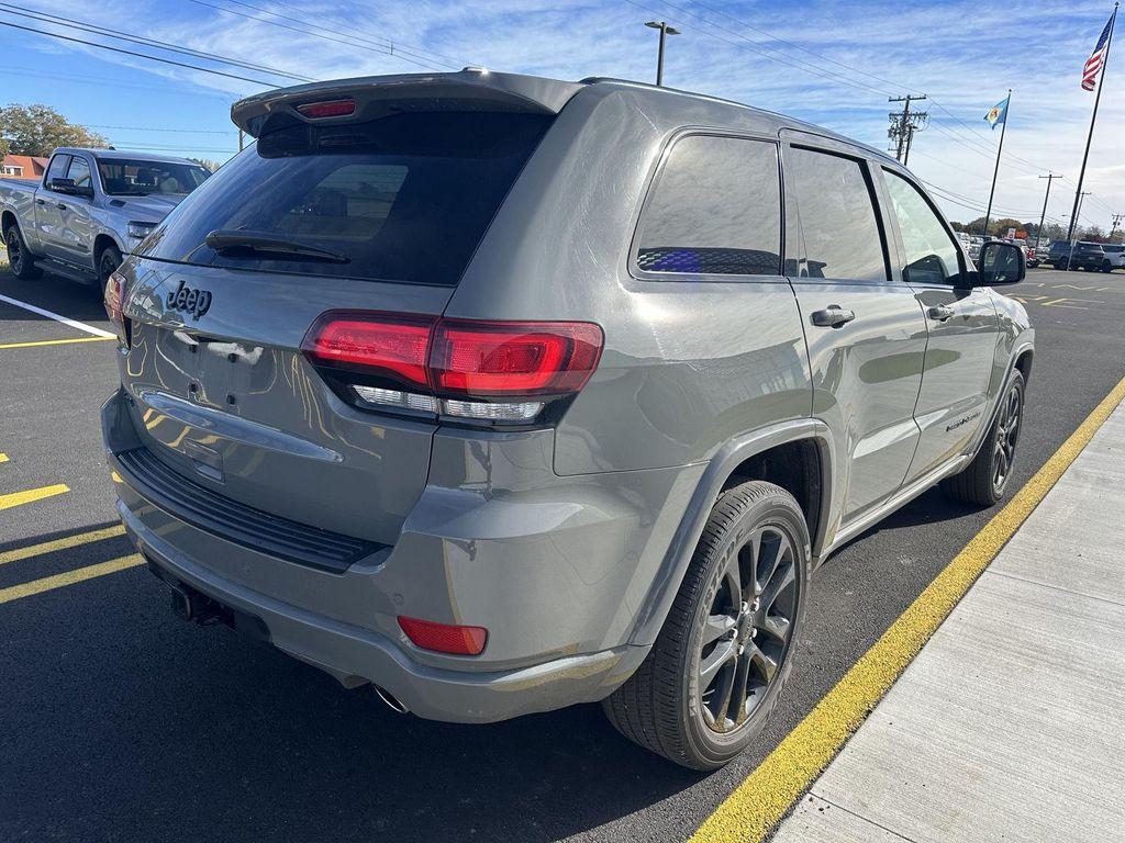 used 2020 Jeep Grand Cherokee car, priced at $23,303