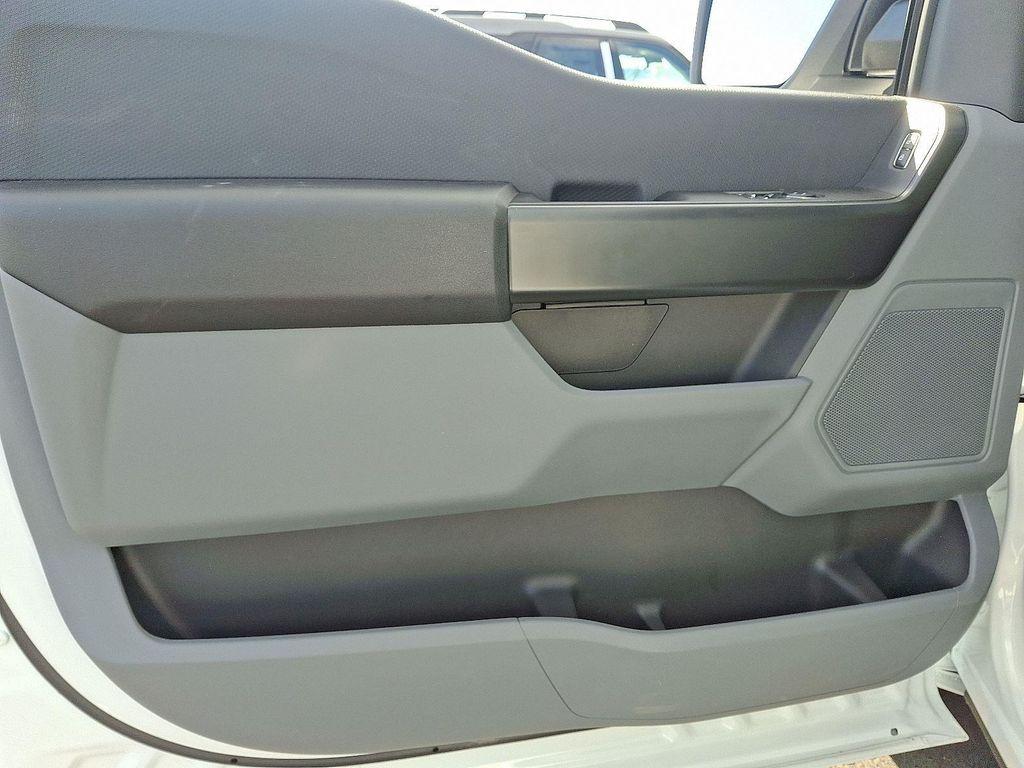 new 2025 Ford F-150 car, priced at $35,337